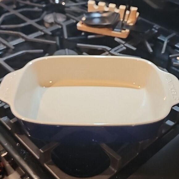 Henckels Porcelain-Enameled Rectangular Baking Dish - Picture 6 of 8